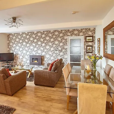 Apartment Host & - View Point *